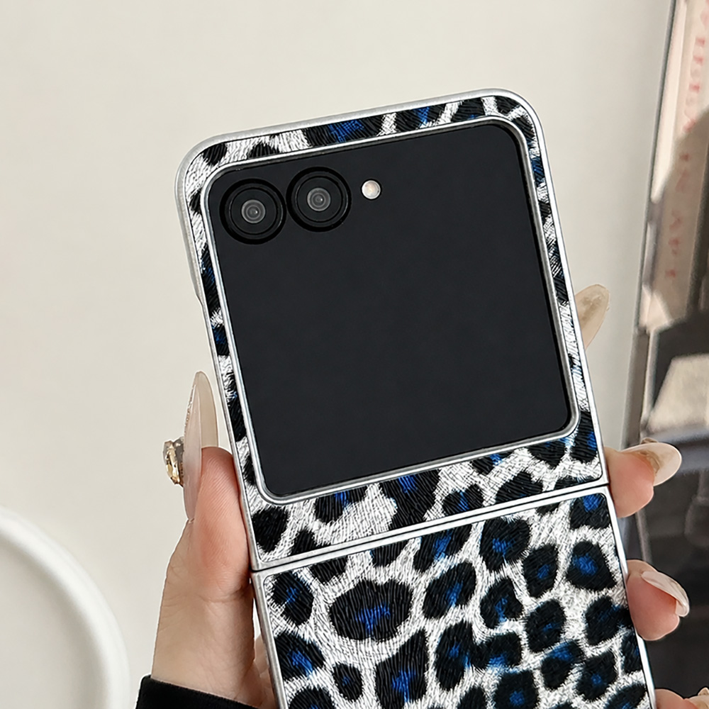 Casing Ponsel Lipat Motif Maca - Gaming Accessories Storage ulasan dan harga
